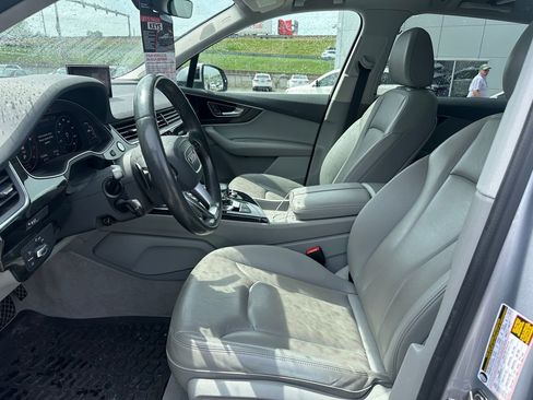 Used 2019 Audi Q7 3.0T Premium Plus w/ Premium Plus Package image 11