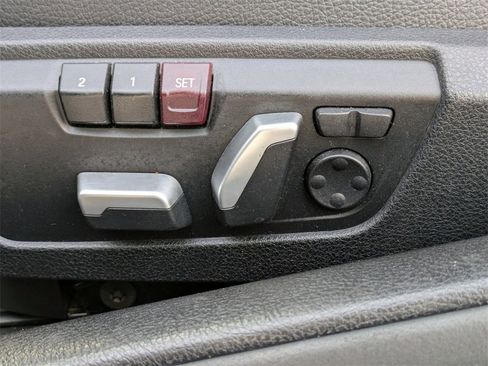 Used 2018 BMW 430i Convertible image 23