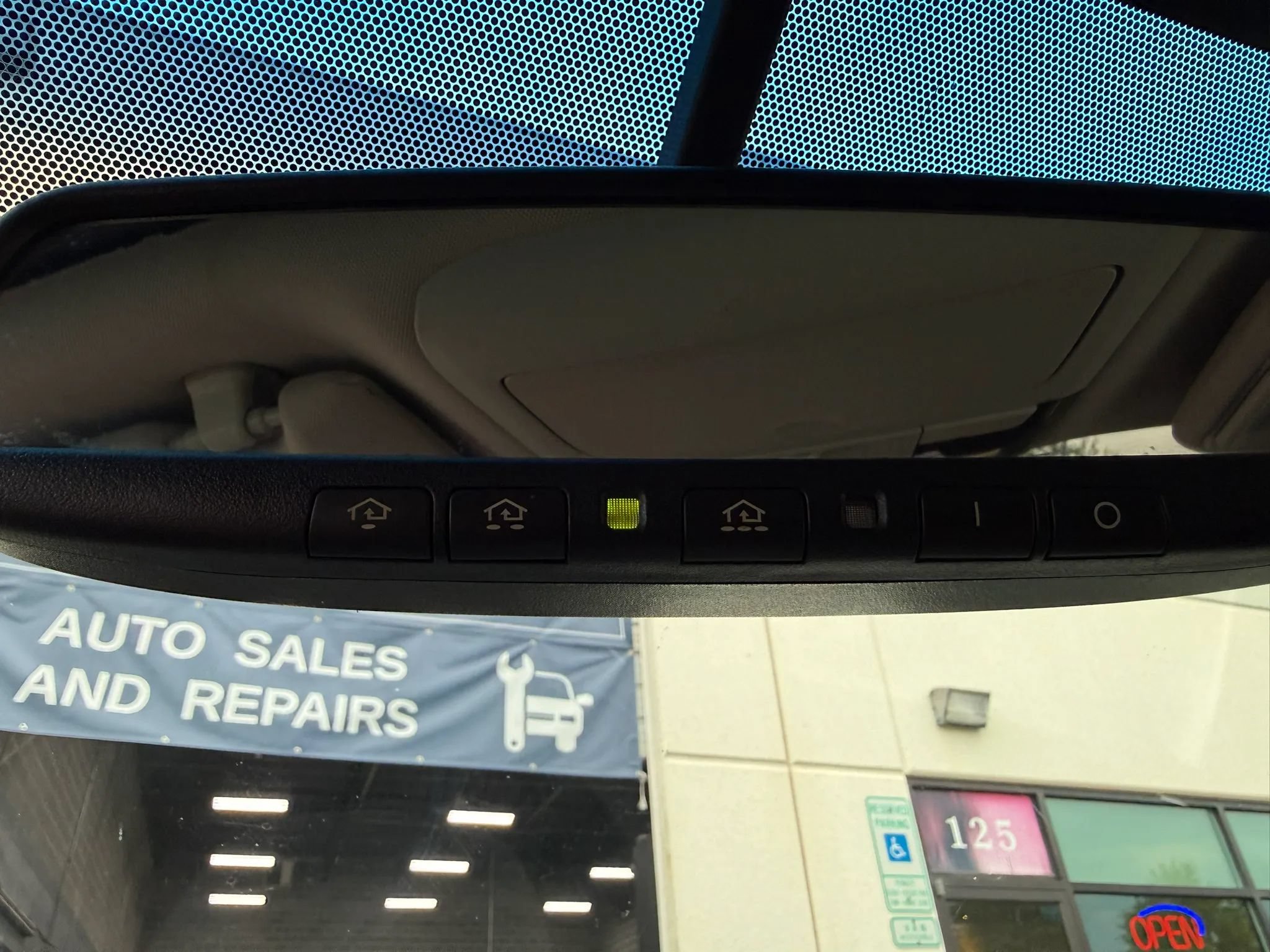 Used 2014 Subaru Outback 2.5i Premium w/ Moonroof Package AWD/4WD image 30