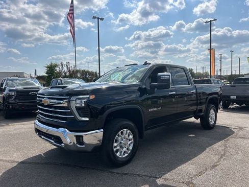 New 2026 Chevrolet Silverado 2500 LTZ image 7