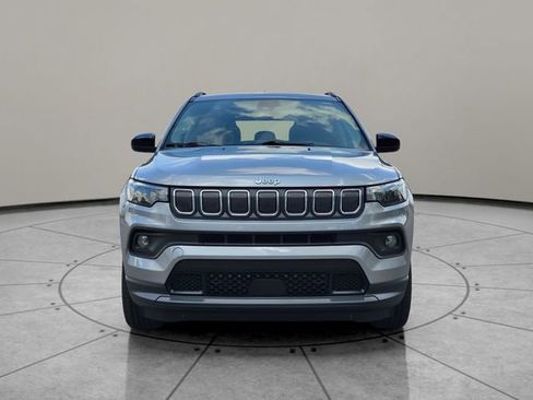 Certified 2022 Jeep Compass Latitude w/ Sun and Sound Group AWD/4WD image 15