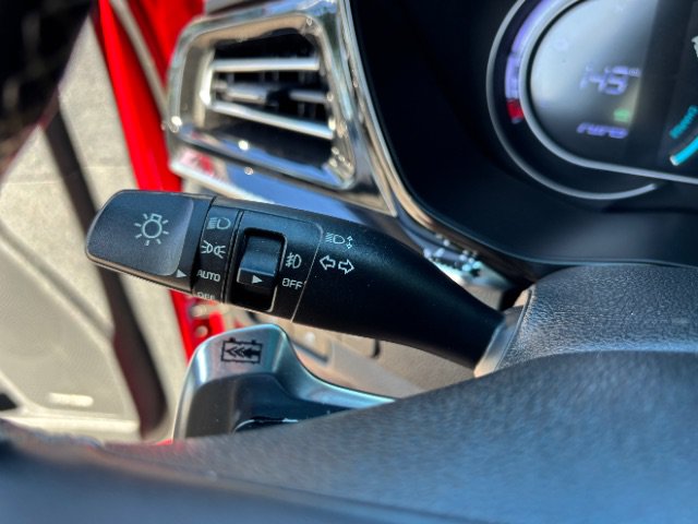 Used 2022 Kia Niro EX FWD image 28