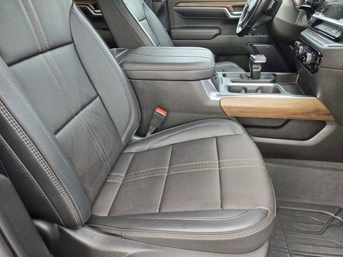 Used 2023 Chevrolet Silverado 1500 High Country w/ Technology Package image 13