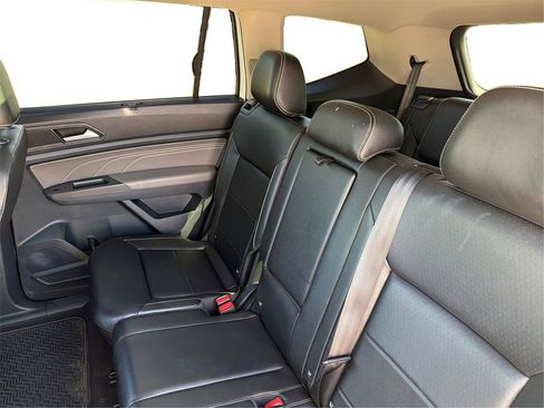 Used 2021 Volkswagen Atlas SEL w/ MDO Package (Bench Seat) image 11