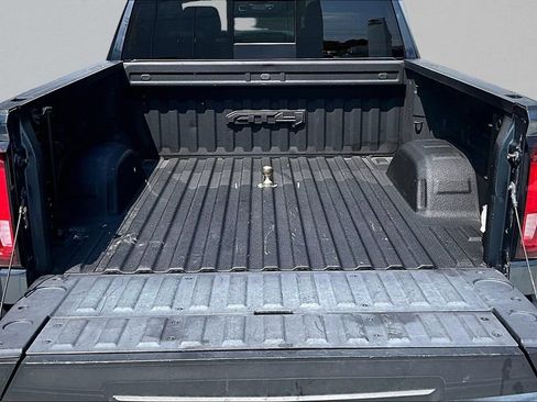 Used 2021 GMC Sierra 1500 AT4 w/ AT4 Value Package AWD/4WD image 25