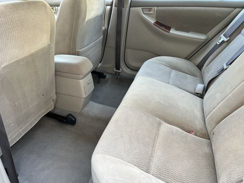 Used 2006 Toyota Corolla LE w/ Audio Value Pkg FWD image 14