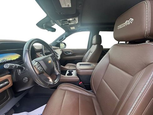 Used 2023 Chevrolet Tahoe High Country w/ Premium Package 2 AWD/4WD image 9