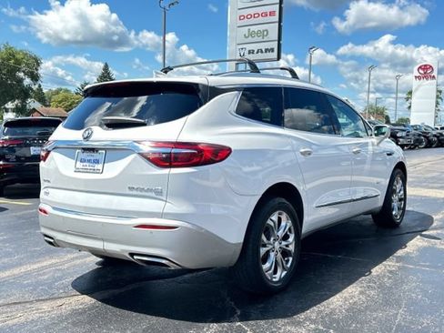 Used 2018 Buick Enclave Avenir AWD/4WD image 10