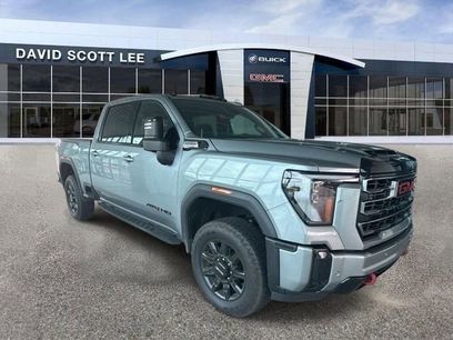 Used 2025 GMC Sierra 2500 AT4 w/ AT4 Premium Plus Package