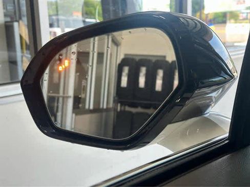 Used 2022 Lincoln Corsair Reserve w/ Equipment Group 201A image 20