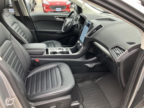 Used 2024 Ford Edge SEL w/ Convenience Package AWD/4WD image 16