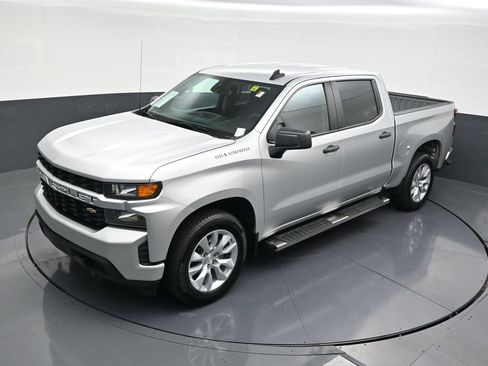 Used 2021 Chevrolet Silverado 1500 Custom w/ Safety Confidence Package RWD image 18