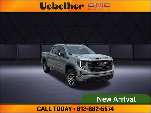 Used 2023 GMC Sierra 1500 AT4 w/ AT4 Premium Package AWD/4WD image 3