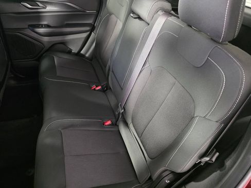 Used 2025 Jeep Grand Cherokee Laredo X RWD image 16