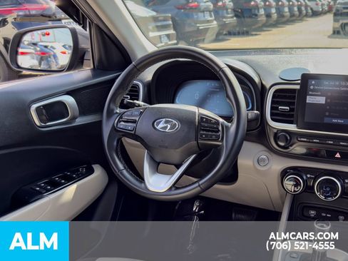 Certified 2024 Hyundai Venue SEL FWD image 20