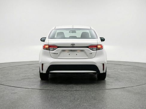 Used 2025 Toyota Corolla LE FWD image 7