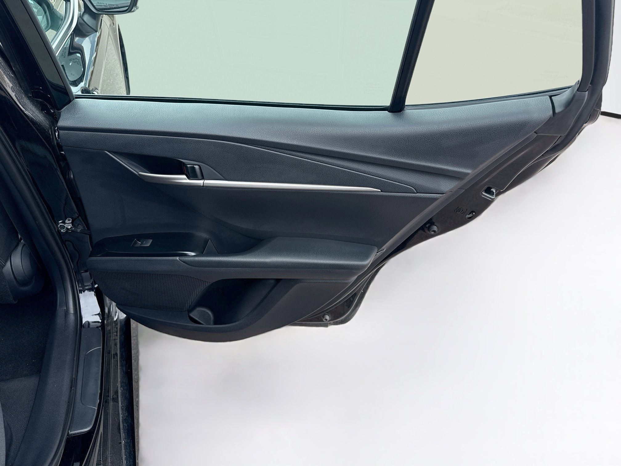 Used 2026 Toyota Camry LE FWD image 31