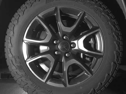 Used 2025 Jeep Compass Trailhawk image 13