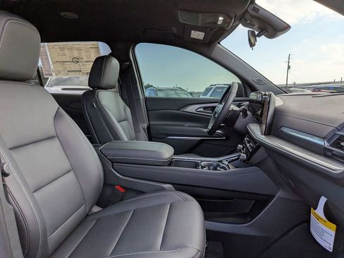 New 2025 Chevrolet Traverse LT w/ Enhanced Driving Package AWD/4WD image 30