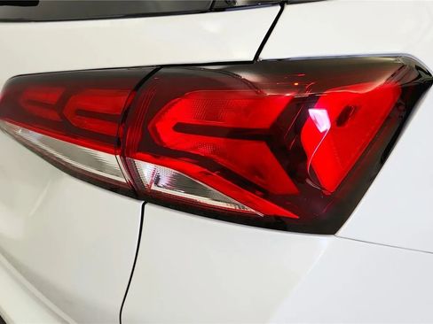 Used 2024 Chevrolet Equinox LS FWD image 15