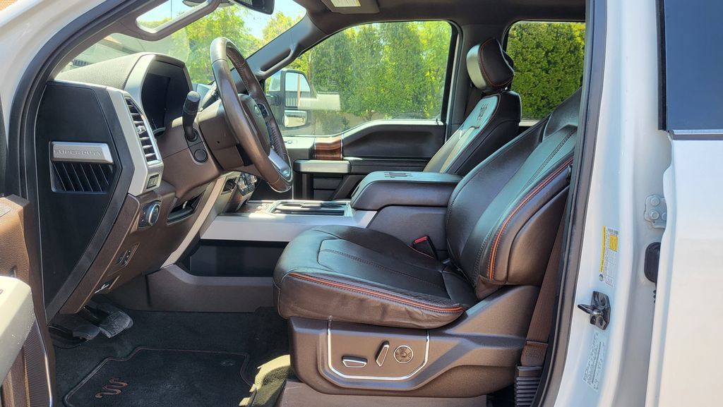 Used 2017 Ford F350 King Ranch w/ King Ranch Ultimate Package AWD/4WD image 26