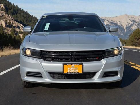 Used 2022 Dodge Charger SXT image 3