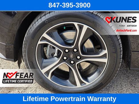 Used 2020 Ford Edge ST w/ Cold Weather Package image 12