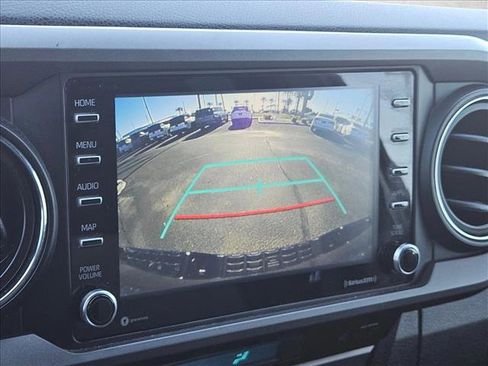 Used 2023 Toyota Tacoma TRD Off-Road image 12