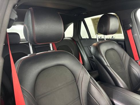 Used 2019 Mercedes-Benz GLC 43 AMG 4MATIC image 30