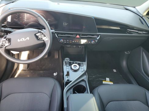 New 2026 Kia Niro Wind FWD image 13