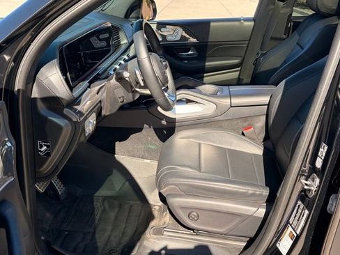 Used 2022 Mercedes-Benz GLS 450 4MATIC image 9