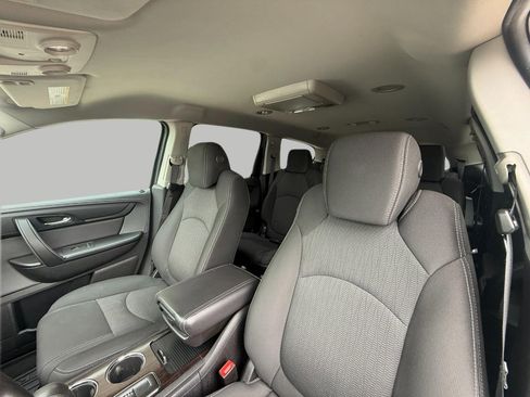 Used 2016 Chevrolet Traverse LT w/ Traveler's Package FWD image 42