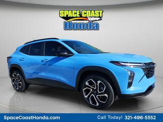 Used 2024 Chevrolet Trax RS w/ Sunroof Package FWD video 1