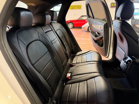 Used 2017 Mercedes-Benz GLC 300 4MATIC image 27