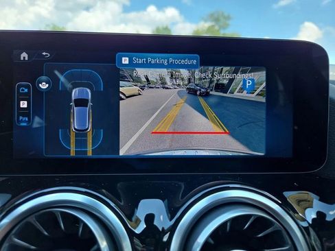 Certified 2025 Mercedes-Benz GLA 35 AMG 4MATIC image 20