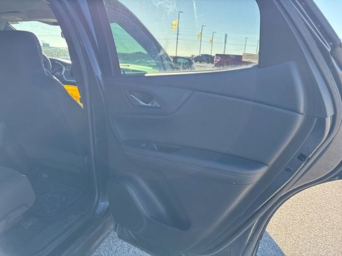 Used 2022 Chevrolet Blazer LT image 13