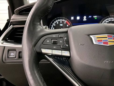 Used 2024 Cadillac XT6 Sport w/ Technology Package image 27