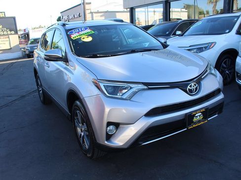 Used 2016 Toyota RAV4 XLE FWD image 8
