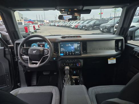 New 2025 Ford Bronco 4-Door w/ Sasquatch Package image 20
