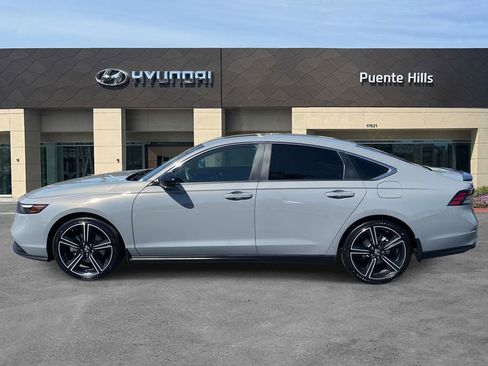 Used 2024 Honda Accord Sport image 3