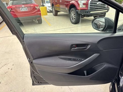 Used 2024 Toyota Corolla LE FWD image 23