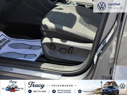 Certified 2023 Volkswagen Taos SE AWD/4WD image 11