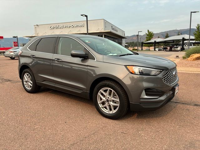 Used 2024 Ford Edge SEL AWD/4WD image 1
