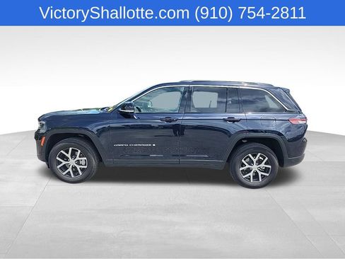 Used 2024 Jeep Grand Cherokee Limited w/ Luxury Tech Group II AWD/4WD image 21