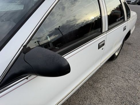 Used 1996 Chevrolet Caprice Classic image 14