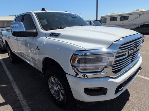 Used 2024 RAM 2500 Laramie w/ Safety Group AWD/4WD image 7