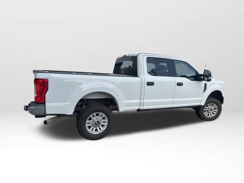 Used 2018 Ford F250 XLT w/ XLT Value Package image 4