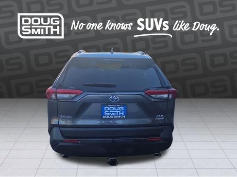 Used 2024 Toyota RAV4 XLE image 4