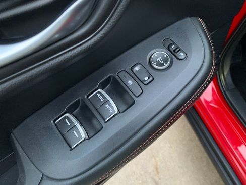 Used 2024 Honda HR-V Sport image 23