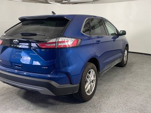 Used 2024 Ford Edge SEL w/ Convenience Package AWD/4WD image 3